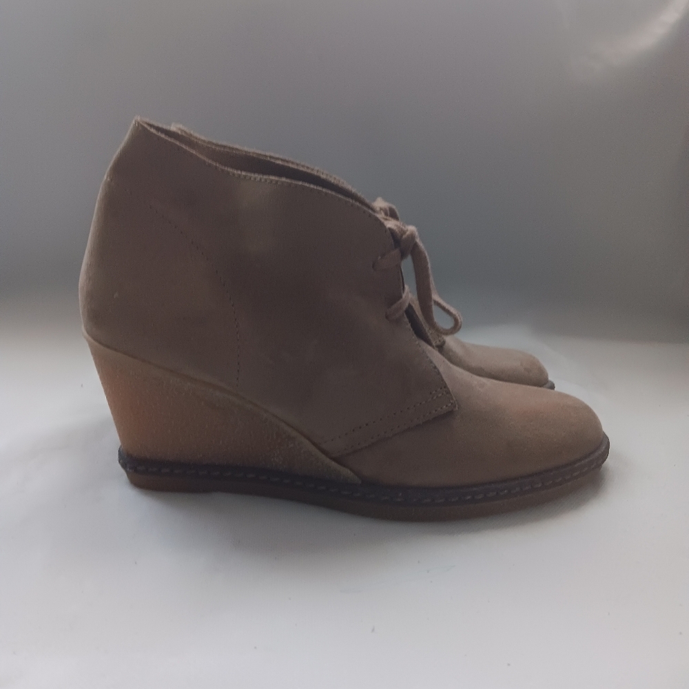 J Crew Italy Womens 6 Tan Suede Wedge Ankle Bootie Boot Shoe Crepe Sole - Picture 4 of 16
